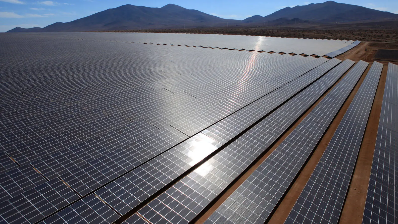 Informe 2023: Impulso de 5.594 MW en energías fotovoltaicas según Observatorio Energético