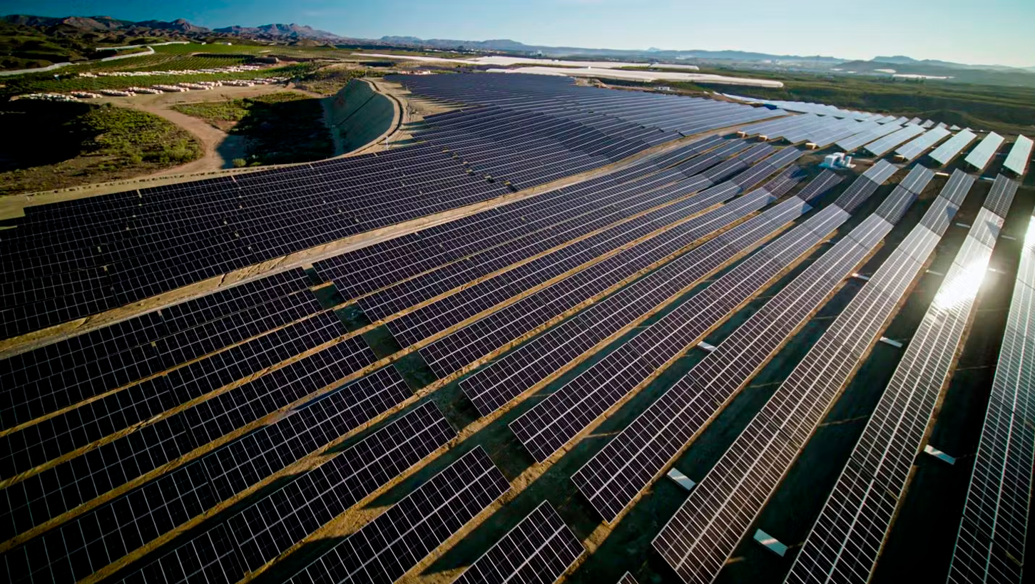 La fotovoltaica domina el mercado energético español