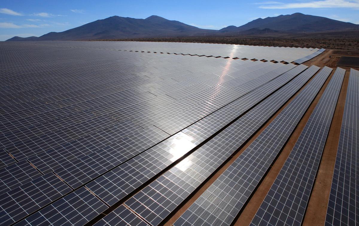 Inversión en fotovoltaica: 450.000 millones de dólares impulsarán el sector en 2025