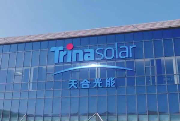 Fabrica trina solar