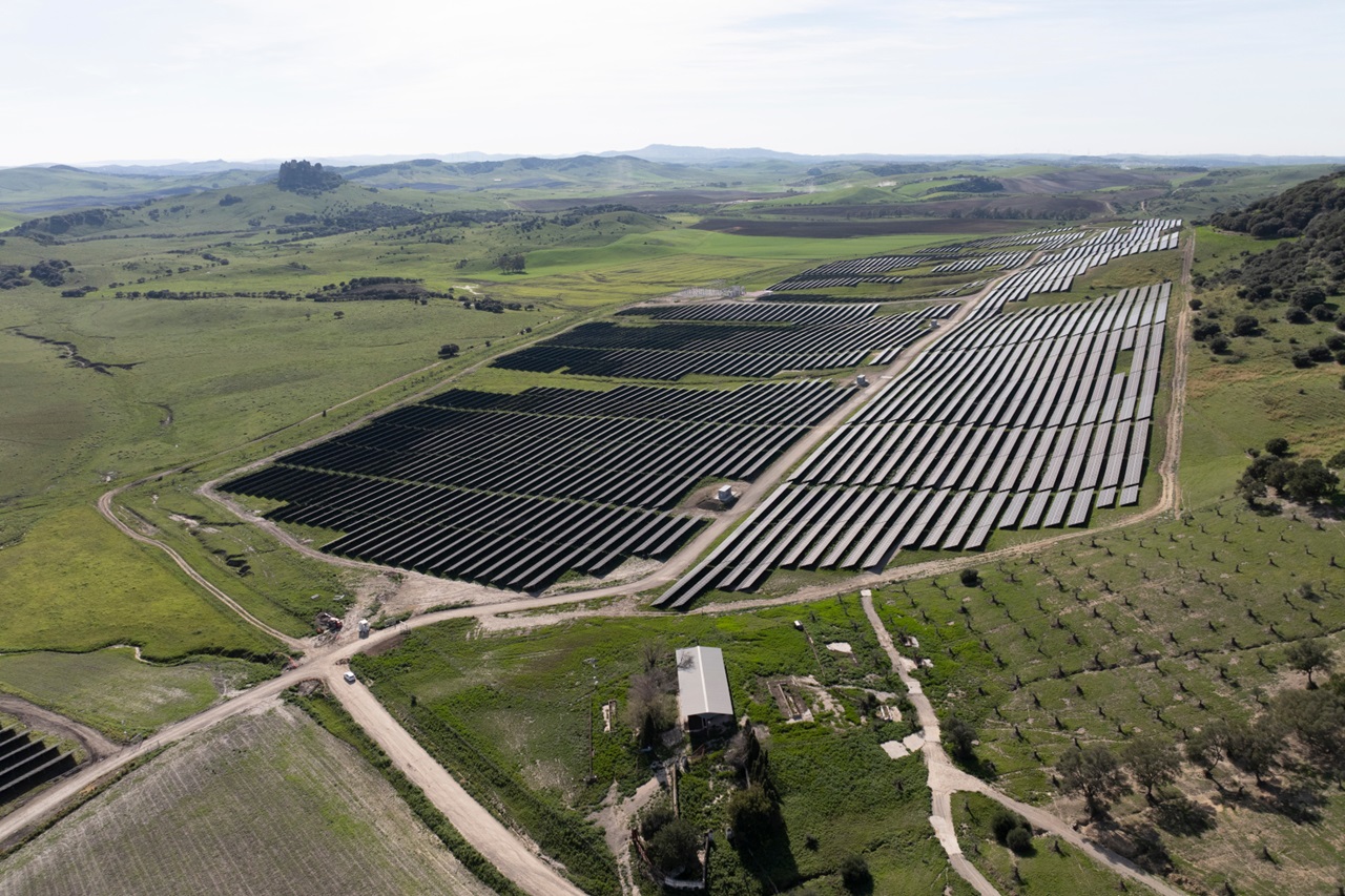 La fotovoltaica reduce las importaciones de gas en la UE y evita 20.000 millones de euros en compras de gas
